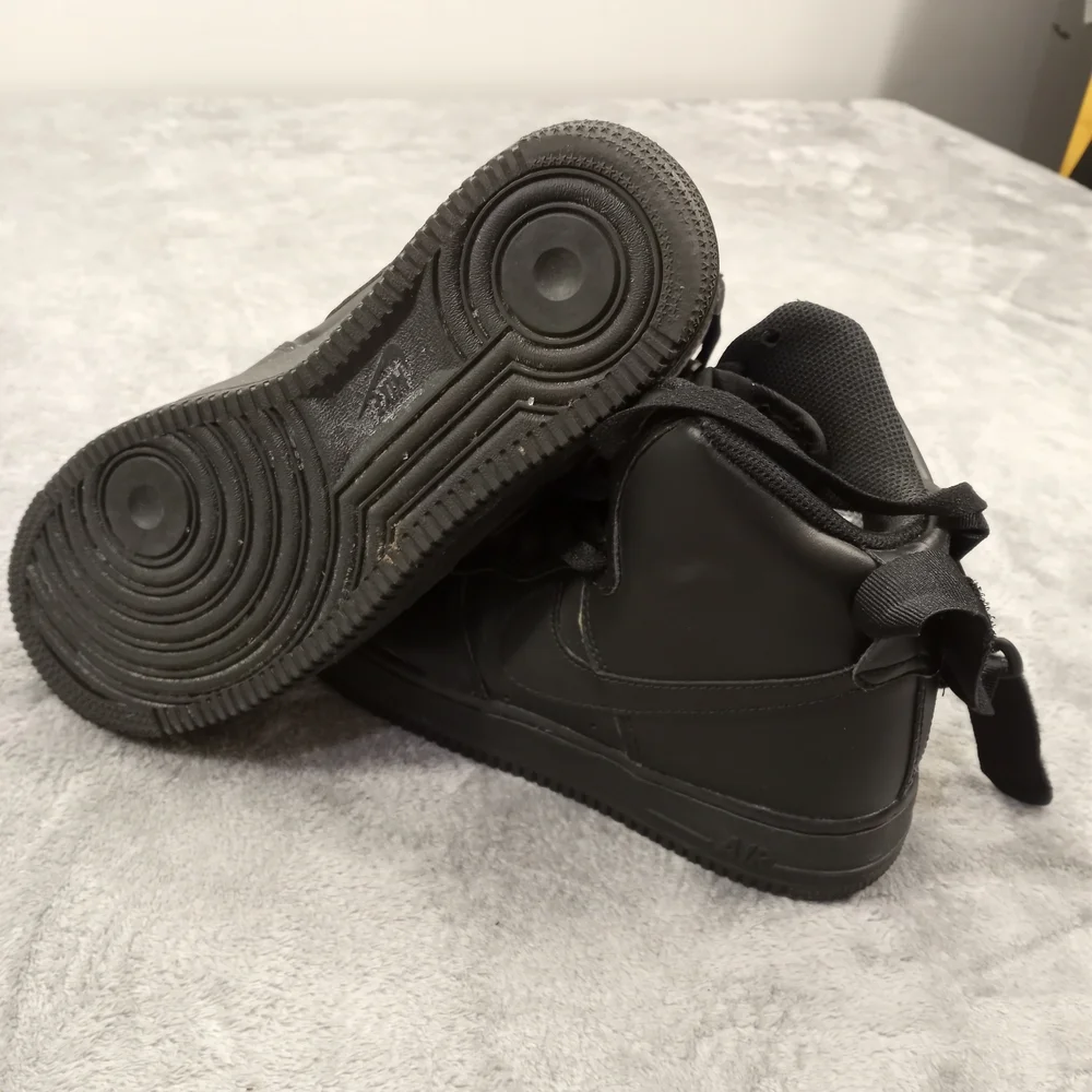 Nie Air Foece 1 Men's Black High-Top Sneakers Size 7y - Picture 9 of 11